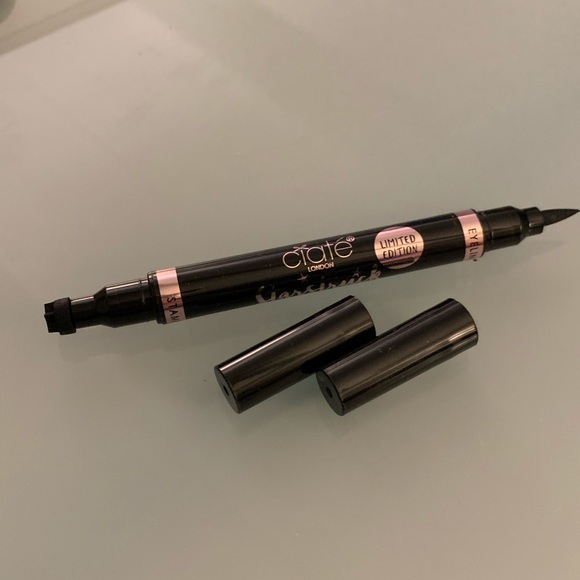 Ciate Other - LIMITED EDITION CIATE LIQUID EYELINER AND STAMP